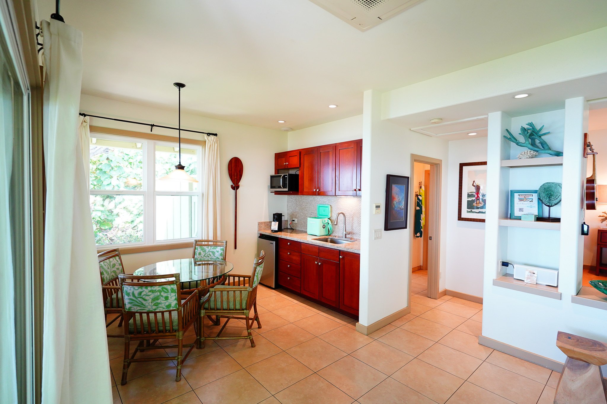 Hale Wa'a at Lava Lava Cottages
